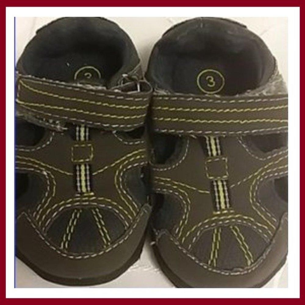 Infant boy's sandals